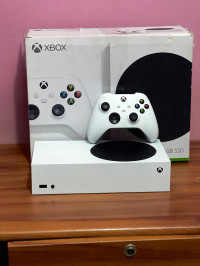 consoles-xbox-series-s-utilise-1-mois-bouira-algerie