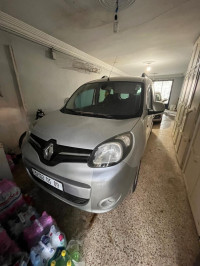 voitures-renault-kangoo-2015-ouled-yaich-blida-algerie