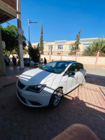 voitures-seat-ibiza-2014-sport-edition-chlef-algerie