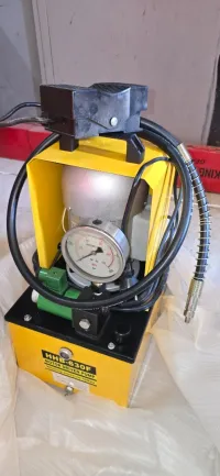  220 Central hydraulique 