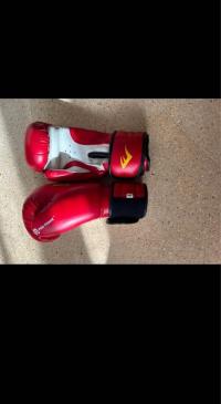 gants-et-casques-les-de-boxe-cheraga-alger-algerie