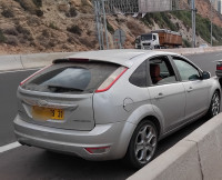 voitures-ford-focus-5-portes-2009-titanium-bir-el-djir-oran-algerie