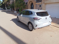 voitures-renault-clio-5-2024-evolution-gris-nardo-bir-el-djir-oran-algerie