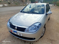 voitures-renault-symbol-2012-collection-aghbal-tipaza-algerie