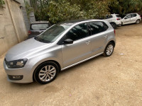 voitures-volkswagen-polo-2013-black-et-silver-baba-hassen-alger-algerie