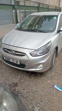 voitures-hyundai-accent-rb-5-portes-2013-prestige-bejaia-algerie