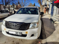 utilitaire-toyota-hilux-2015-legend-dc-4x4-bordj-bou-arreridj-algerie