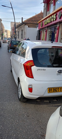 voitures-kia-picanto-2013-style-belouizdad-alger-algerie