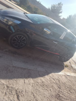 voitures-renault-clio-4-2013-dynamique-plus-kolea-tipaza-algerie