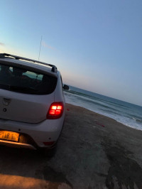 voitures-dacia-sandero-2018-stepway-restylee-el-harrach-alger-algerie