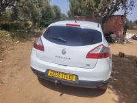 moyenne-berline-renault-megane-3-2014-mouzaia-blida-algerie