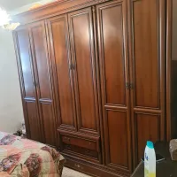 2 armoires et 2 commodes
