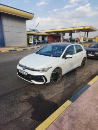 Volkswagen Golf 8 2025 R-Line