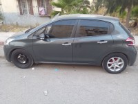 سيارات-peugeot-208-2013-بوفاريك-البليدة-الجزائر
