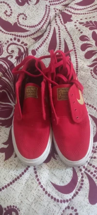 Basquette Rouge pour Fille