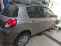 voitures-renault-clio-3-2010-exception-baba-hassen-alger-algerie