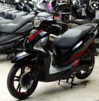 motos-scooters-symphony-st-2022-constantine-algerie