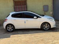 سيارات-peugeot-208-2014-allure-خميس-مليانة-عين-الدفلة-الجزائر