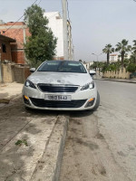 moyenne-berline-peugeot-308-2014-allure-mila-algerie