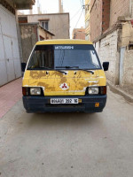 fourgon-mitsubishi-l300-1992-algerie