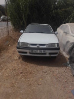 voitures-renault-19-1995-kherrata-bejaia-algerie