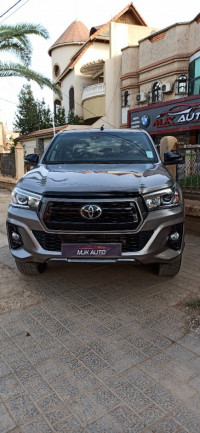 voitures-toyota-hilux-2020-legend-dc-4x4-pack-luxe-chlef-algerie