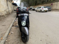 motos-scooters-vms-cuxi-1-2023-el-achour-alger-algerie