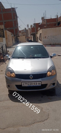 voitures-renault-clio-campus-2013-zeralda-alger-algerie