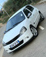 voitures-renault-clio-campus-2014-bye-boumerdes-algerie