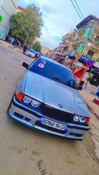 voitures-bmw-serie-3-1994-e36-annaba-algerie