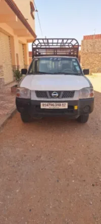 Nissan Pickup 2010 Hardbody