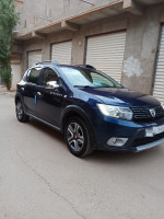 voitures-dacia-sandero-2018-tiaret-algerie