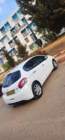 voitures-peugeot-208-2014-active-boumerdes-algerie