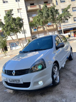 voitures-renault-clio-campus-2012-bye-bir-el-djir-oran-algerie