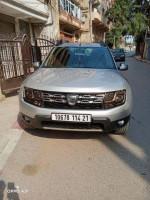 voitures-dacia-duster-2014-facelift-ambiance-skikda-algerie