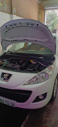 voitures-peugeot-207-plus-2013-ras-el-oued-bordj-bou-arreridj-algerie