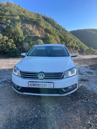 voitures-volkswagen-passat-2012-r-line-skikda-algerie