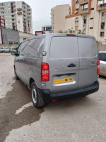 voitures-fiat-scudo-2024-bar-17-chevalley-alger-algerie