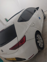 voitures-seat-leon-2013-oued-sly-chlef-algerie