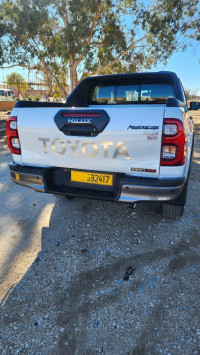 voitures-toyota-hilux-2024-adventure-djelfa-algerie