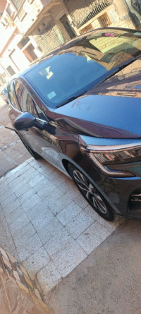 voitures-renault-clio-5-2021-mostaganem-algerie