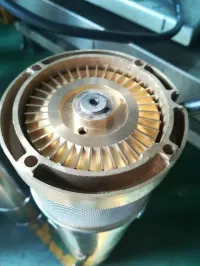 Pompe à eau emmergee مضخات غاطسة 