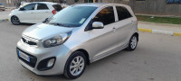 voitures-kia-picanto-2013-pop-khemis-el-khechna-boumerdes-algerie