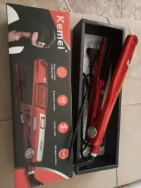 Lisseur et brosse electrique avec boucleur