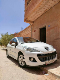 voitures-peugeot-207-2012-allure-el-bayadh-algerie