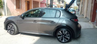 voitures-peugeot-208-2023-gt-taher-jijel-algerie