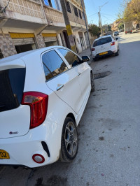 voitures-kia-picanto-2017-sportline-chlef-algerie