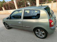 voitures-renault-clio-1-2003-maghnia-tlemcen-algerie