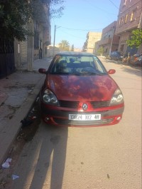 سيارات-renault-clio-2-2002-غليزان-الجزائر