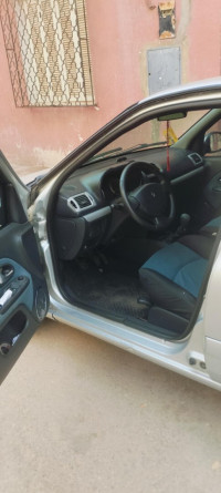 voitures-renault-clio-campus-2007-mostaganem-algerie